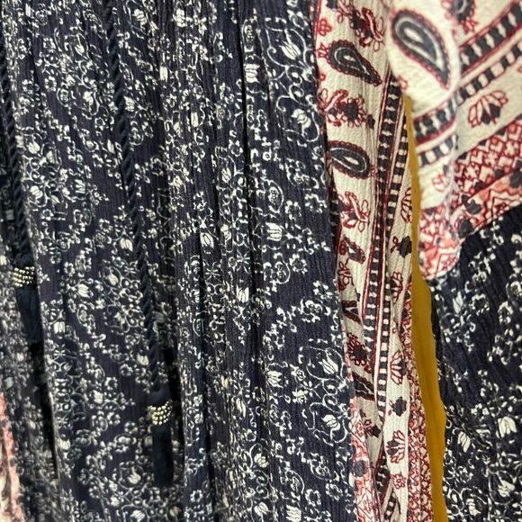 American Eagle printed dress with front tassel ties size Medium - Picture 2 of 7